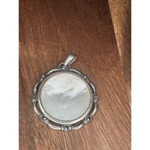 Vintage Silver & Mother Of Pearl Circular Necklace Pandent